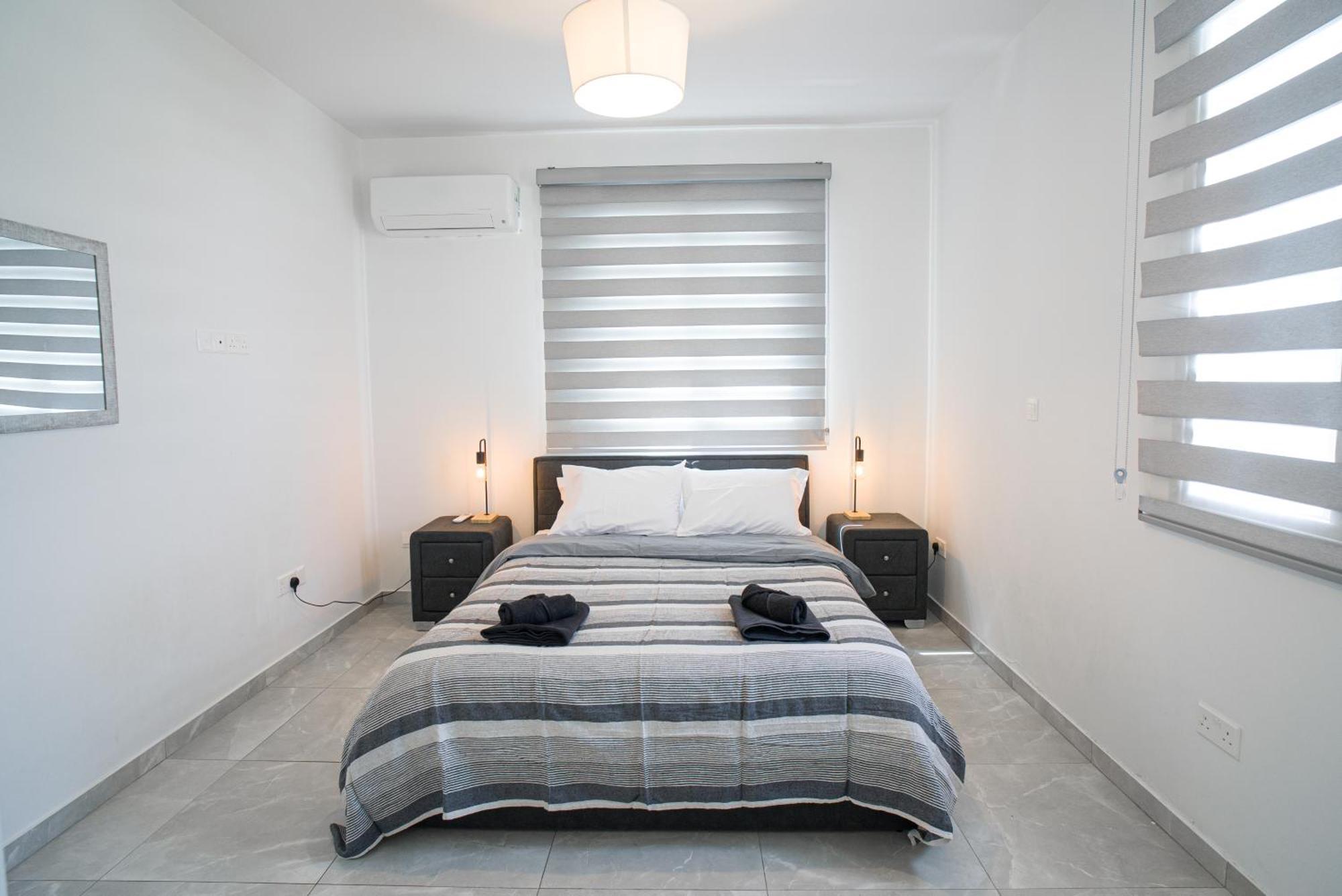 Hubstay - Rotiana With Jacuzzi, Larnaca Aradhippou