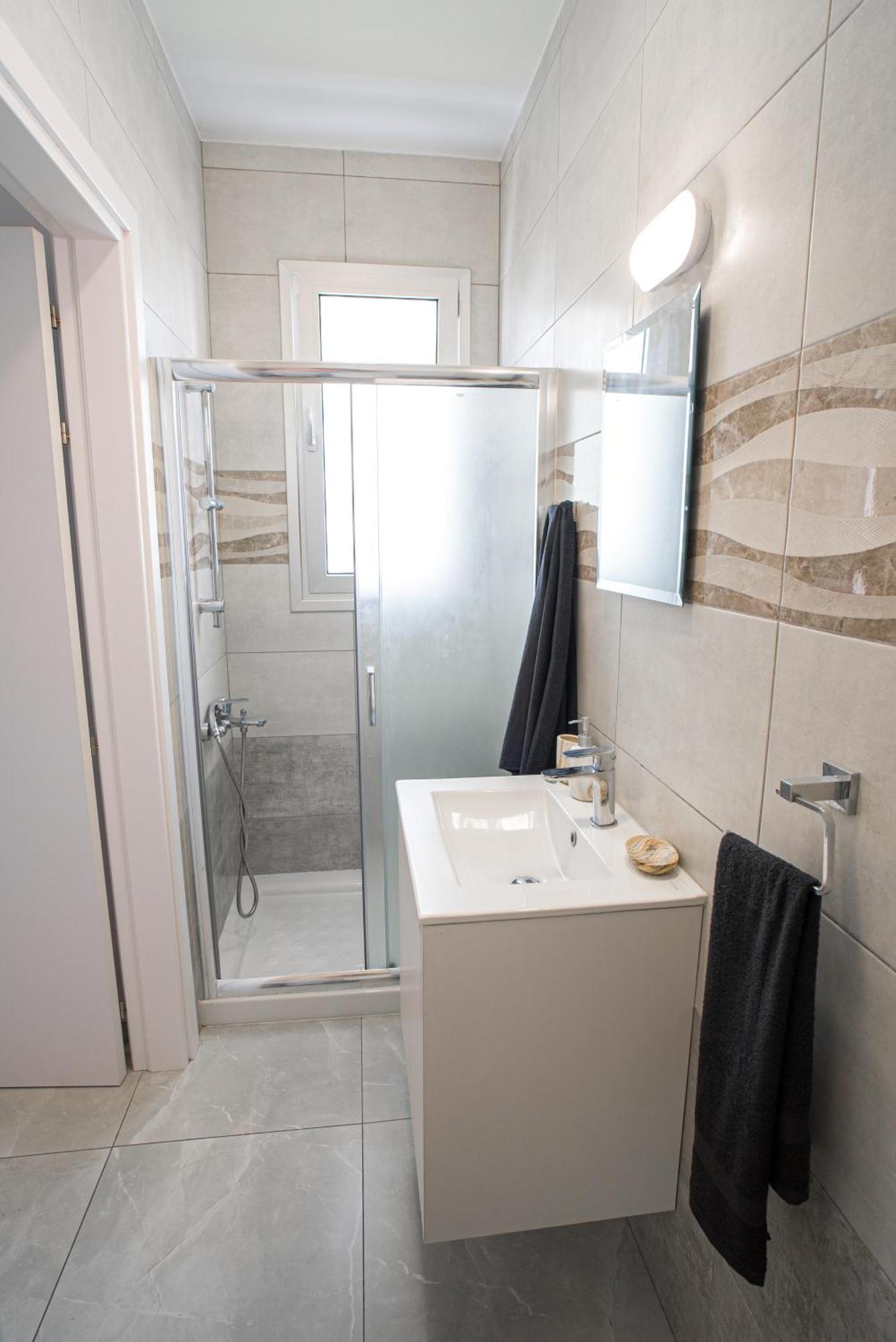 Daire Hubstay - Rotiana With Jacuzzi, Larnaca