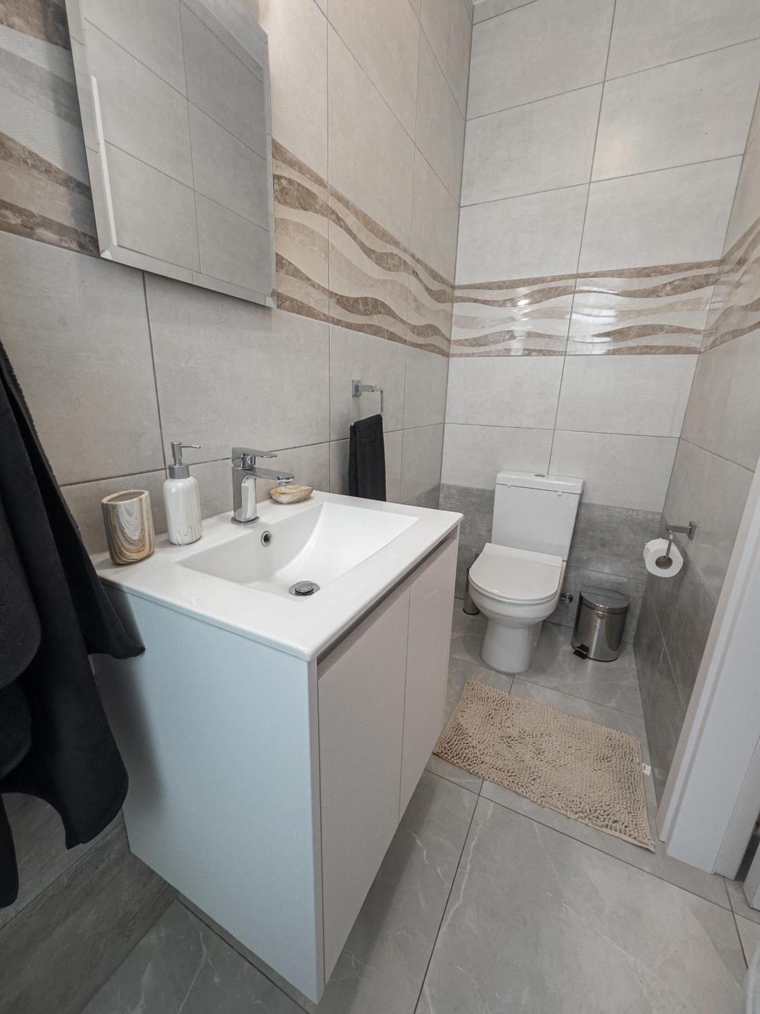 Hubstay - Rotiana With Jacuzzi, Larnaca Daire Aradhippou